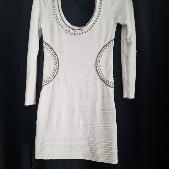 Dress - Picture 3 of 4